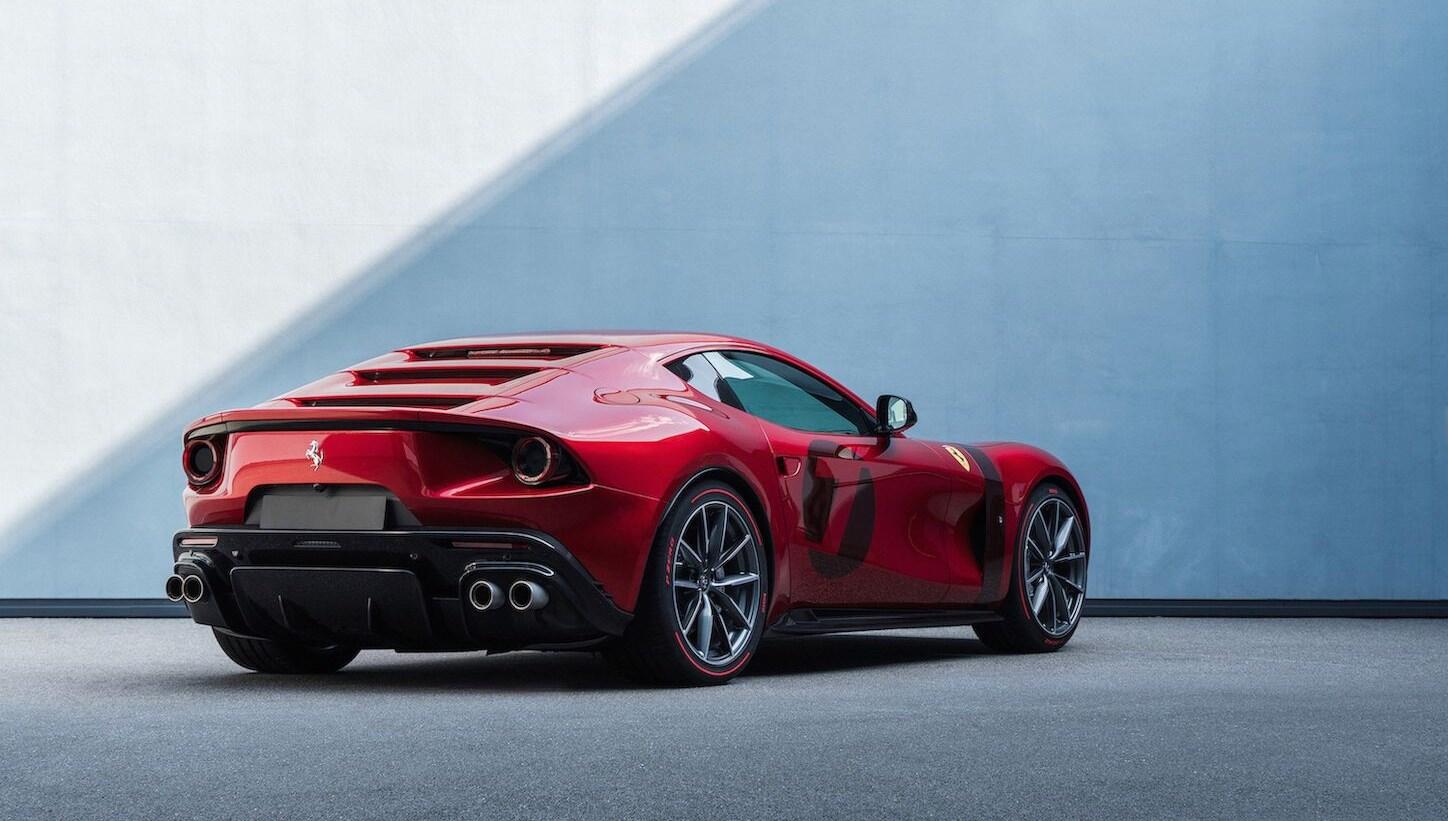 Ferrari 1 adet ürettiği Omologata’yı tanıttı